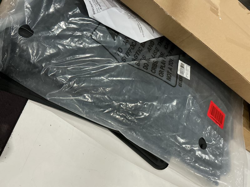 Condition photo showing Good Condition for rongtaod cargo mat compatible with 2021-2025 toyota sienna 7&8 seats cargo liner trunk liner trunk mat 3rd row back seat cover all weather 2024 sienna accessories (backrest mats+upgraded trunk mat)
