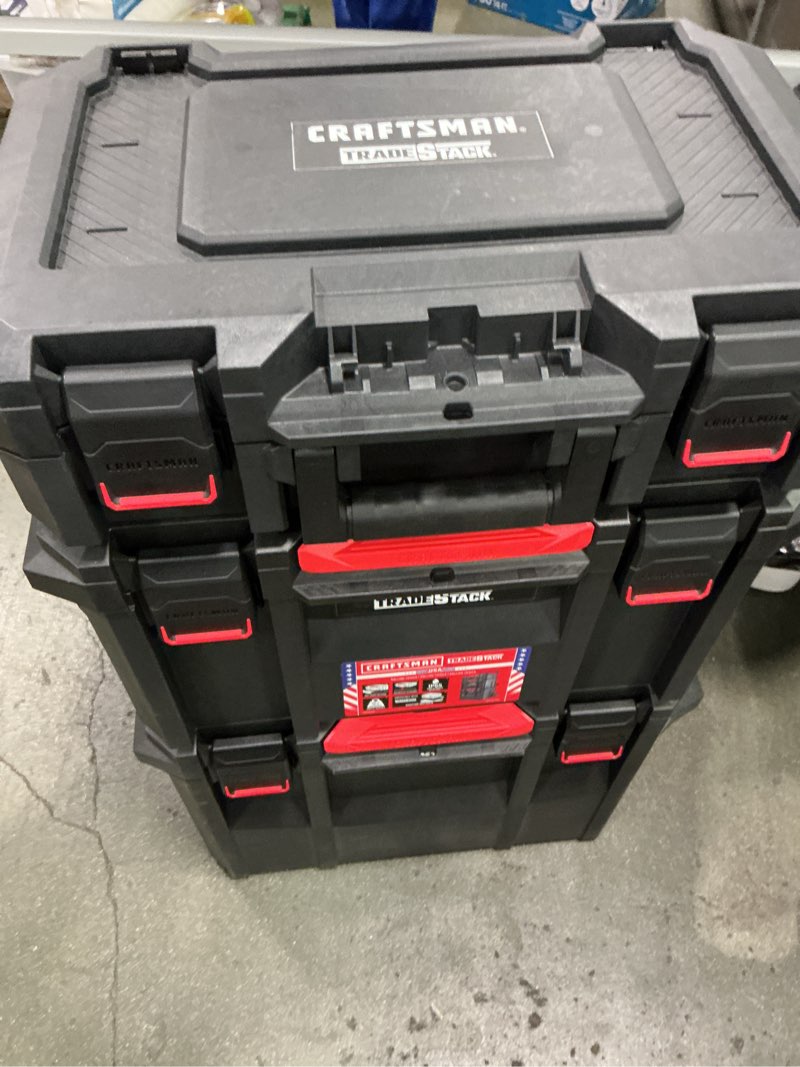 Condition photo showing Good Condition for 4.5 CRAFTSMAN TRADESTACK Torre rodante (CMST60420) 
