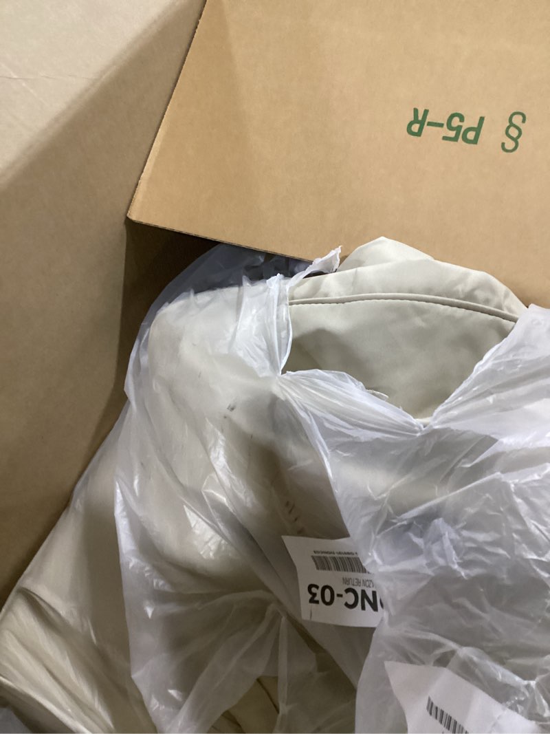Condition photo showing Good Condition for outdoor chair cushion weather resistant, backrest and seat cushion set for patio furniture with waterproof removable cover, 19 x 19 inch, cream, set of 4 19*19 + 19*17 inch cream 4