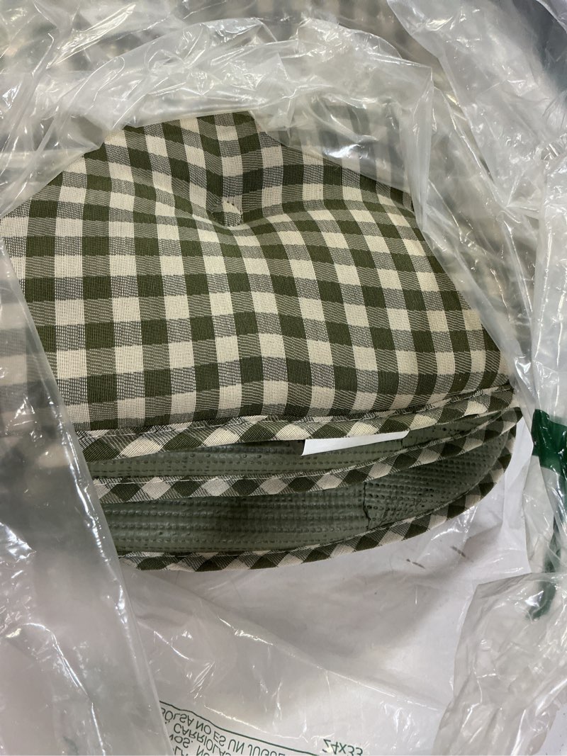 Condition photo showing Good Condition for klear vu omega non-slip chair cushions, assembled in usa, u-shaped skid-proof seat pads for dining room, kitchen, office, 15"x16" 4 pack gingham pine 4 count gingham pine 4 pack
