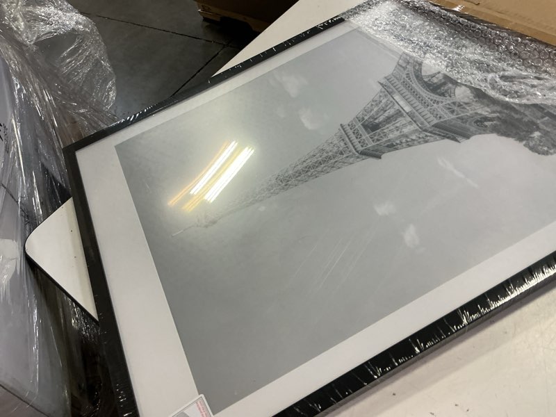 Condition photo showing Good Condition for upsimples 16x20 picture frame black 1pack, scratch-proof poster frames 16 x 20 for photo gallery - slide-in strips, horizontal or vertical wall mounting