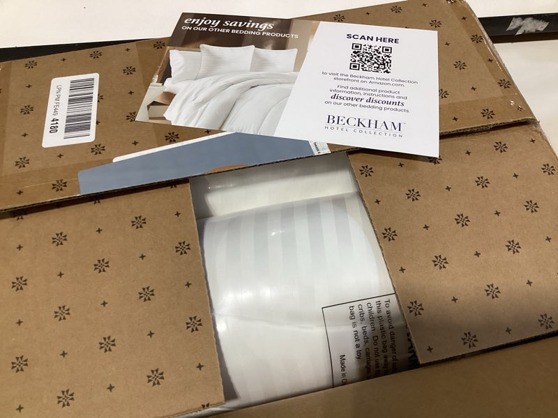 Condition photo showing Good Condition for beckham hotel collection bed pillows standard/queen size set of 2 - original soft down alternative pillow for sleeping - soft support for back, stomach or side sleepers queen / standard white
