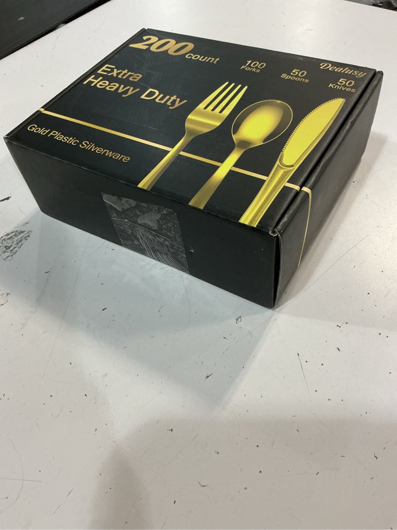 Condition photo showing New/Like New for 200 count heavy duty gold plastic silverware, 100 forks, 50 spoons, 50 knives, bpa-free, heat resistant, disposable plastic utensils set cutlery set, plasticware bulk