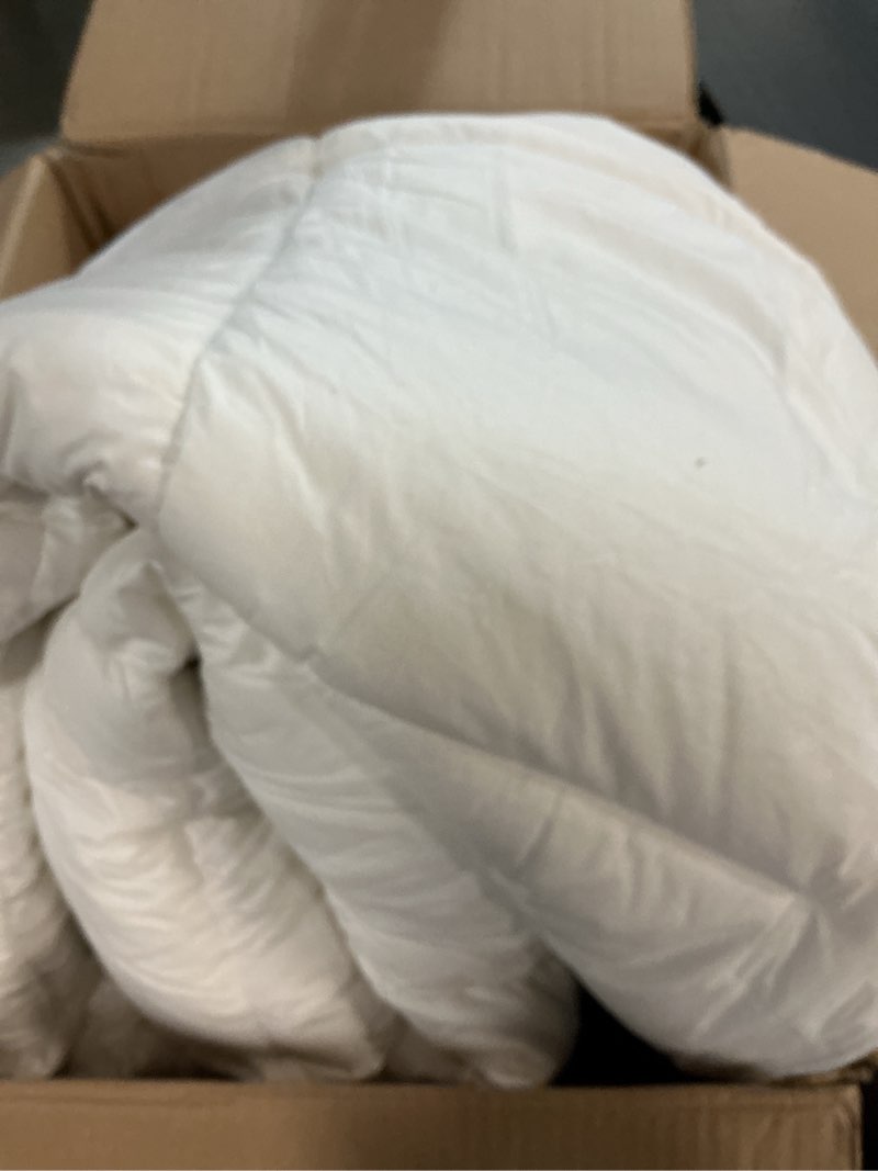Condition photo showing Good Condition for COONP Full Mattress Topper, Extra Thick Pillowtop, Cooling Plush Mattress Pad Cover Cotton Top Bed Topper Protector with 8-21 Inch Deep Pocket White Full