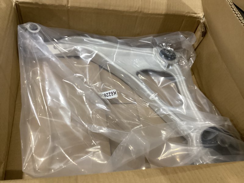 Condition photo showing Good Condition for WFLNHB Front Lower K622839 Suspension Control Arm and Ball Joint Assembly Left Side Replacement for Nissan Altima Maxima 2016-2019