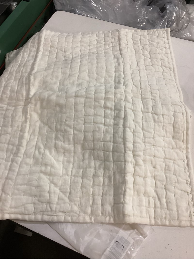 Condition photo showing As Is for urban habitat square pillow cover 26x26 inch quilted white 2 piece 