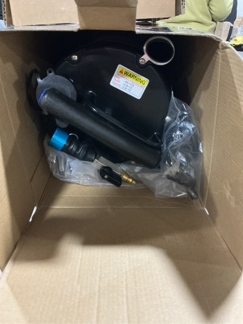 Condition photo showing Good Condition for FOUR UNCLES 6.5L Oil Extractor - Pneumatic/Manual Vacumm Fluid Extractor with Pump Tank Remover & 5 Tubes for Oil Change and a Brake Bleeding Hose for Brake Fluid Change 6.5L Manual/Pneumatic New