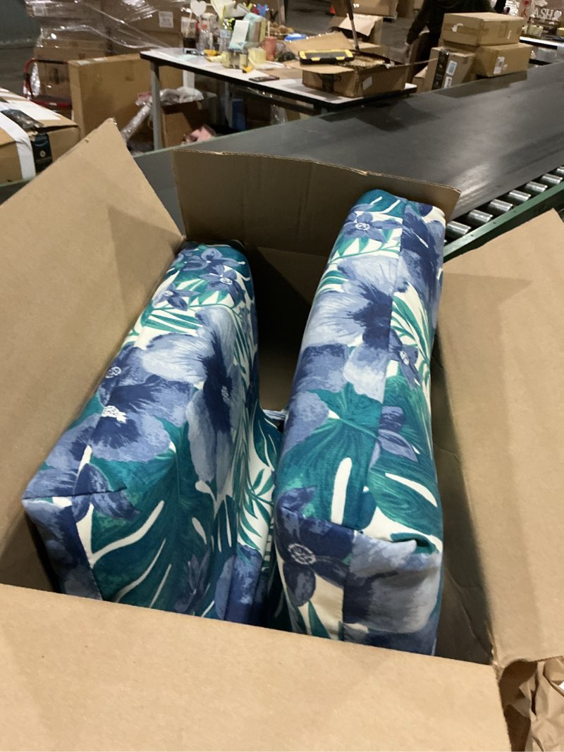 Condition photo showing Good Condition for arden outdoor midback chair cushion, 18 x 16.5, rain-proof, fade resistant salome tropical