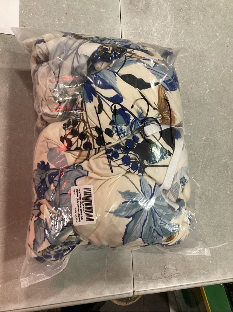 Condition photo showing Good Condition for hyha couch cover, floral pattern, stretch, printed, 4 pieces, sofa slipcovers, for 3 separate cushion couch, washable furniture protector for dogs(sofa, mushroom flowers) beige&blue large