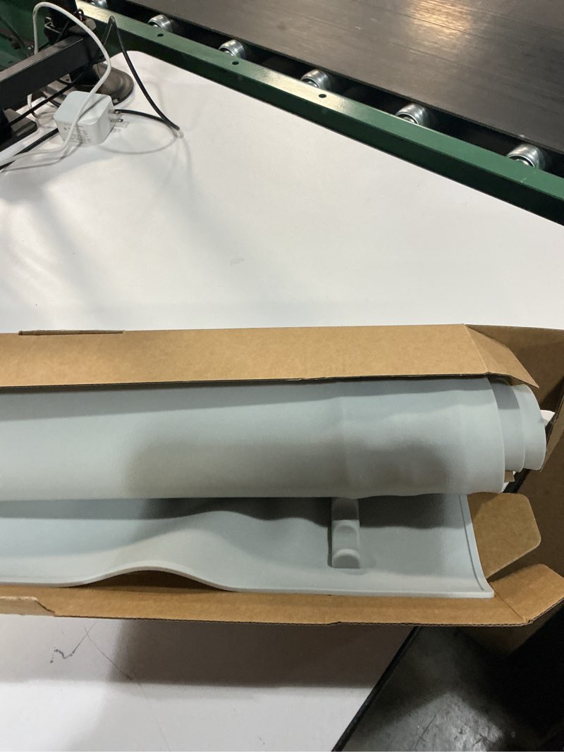 Condition photo showing Good Condition for sapid extra large 32"x24" silicone painting mat with raised edges, nonstick silicone craft mat for resin casting, silicon art matt for kids, creator, silicone mats for crafts, clay, diy, gray gray 32" x 24"