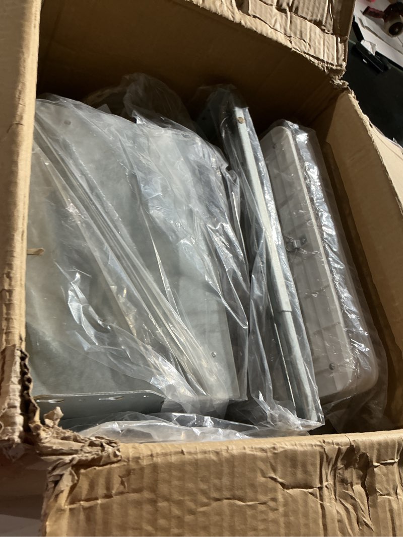 https://lotting-media.assets.bidfta.com/lotting_b9ccd643-c3bc-44e8-bf04-076d07d6247c