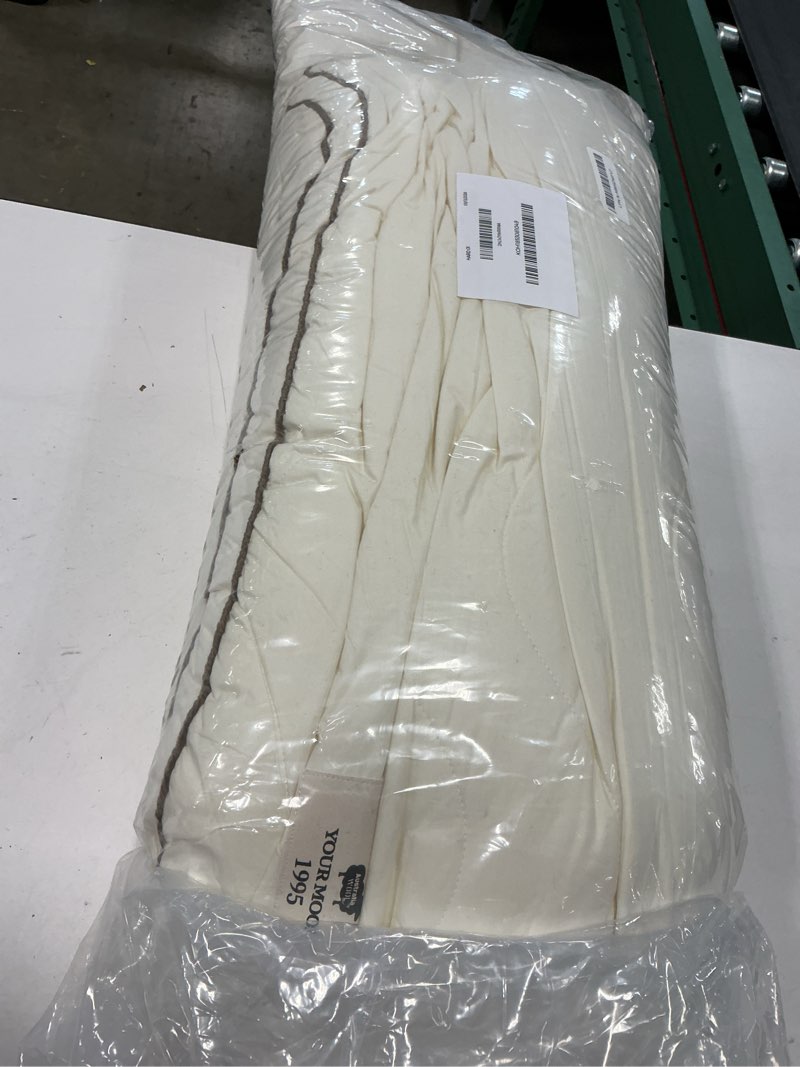 Condition photo showing Good Condition for your moon organic soft wool pillow queen size set of 2, support soft bed pillows for sleeping, premium australian wool filling with 100% cotton cover, down alternative pillows 2 pack (off white) off white queen (pack of 2)