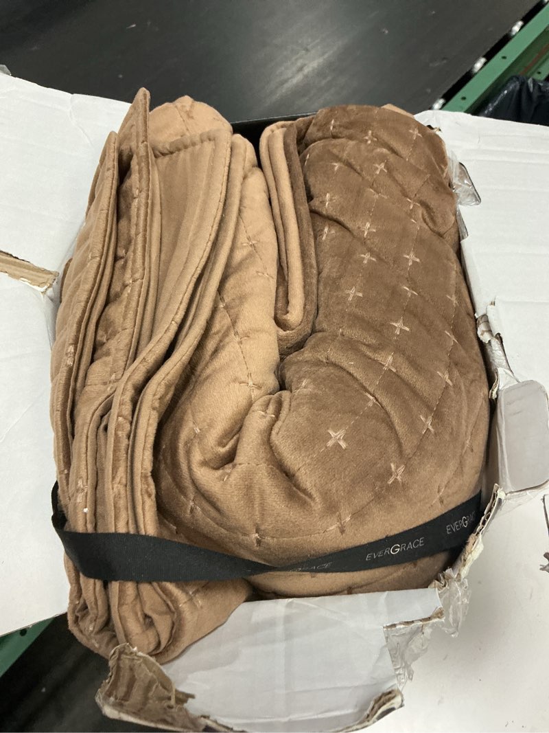 Condition photo showing Good Condition for evergrace luxury velvet quilt set king size 3 piece, soft cross-stitch velvet comforter set with pillow shams, lightweight coverlet bedspread bedding set for all seasons, tobacco brown king (104" x 92") tobacco brown
