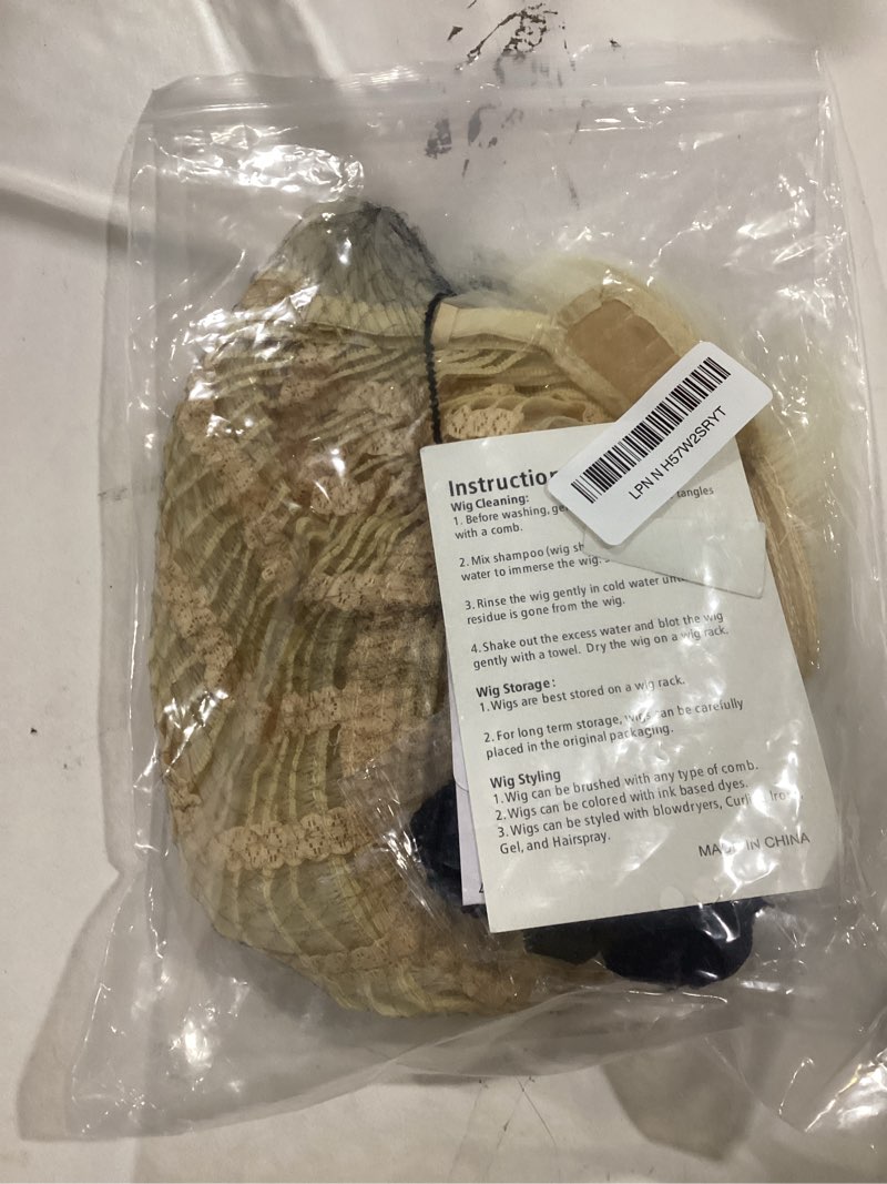 Topcosplay Celebrity Chef Wig and Goatee Men Wigs Blonde Funny Male Hair for Halloween Party Costume