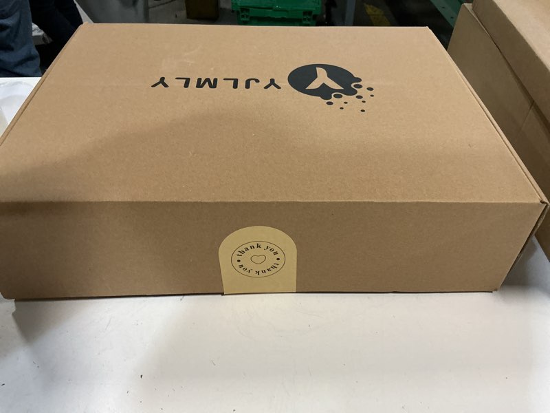 Condition photo showing New/Like New for YJLMLY Chunky Knit Throw Blanket,60x80 Inch Heavy 6.8lbs, Hand Knit Chenille Couch Blanket, Soft Cable Knit Gift for Women Mom Wife, Modern Home Decor E-gray 60" x 80"