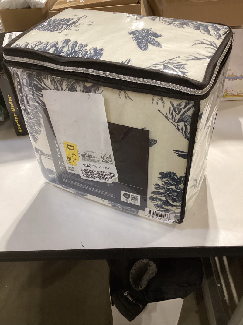 Condition photo showing New/Like New for Tribeca Living Flannel Sheets Queen Size - 100% Cotton Flannel Sheet Set, 200 GSM Deep Pocket Queen Flannel Sheets, 4 Piece Ultra Soft Brushed Cotton Flannel Sheet in Deer Toile Navy Print Deer Toile Navy Queen