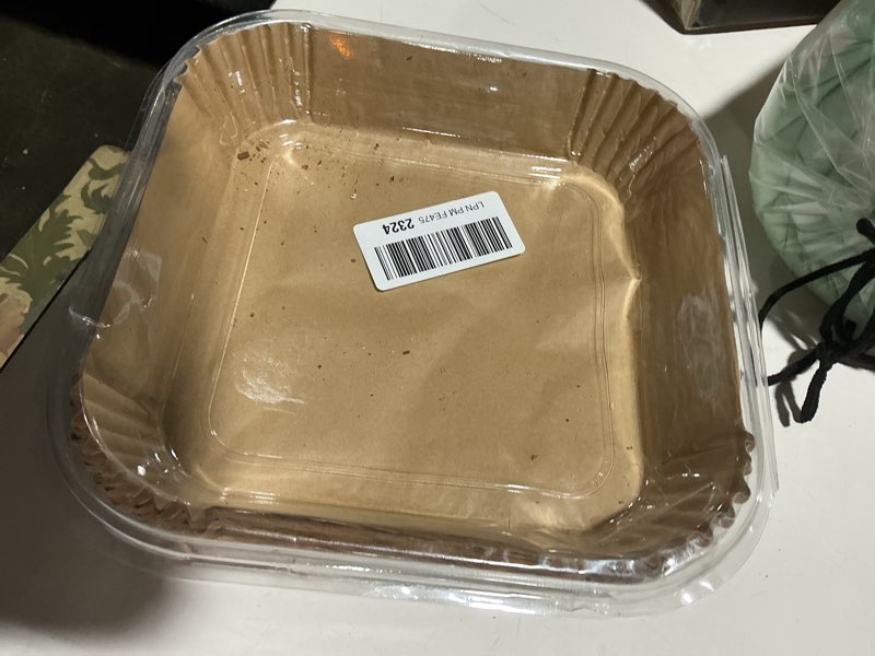 Condition photo showing Good Condition for 200 PCS Air Fryer Disposable Paper Liners,8 Inch Square Parchment Disposable Paper Liner for 5-8QT Air Fryer,Baking, Roasting and Microwave, Non-Stick Airfryer Accessories 8in-200 Square Nature