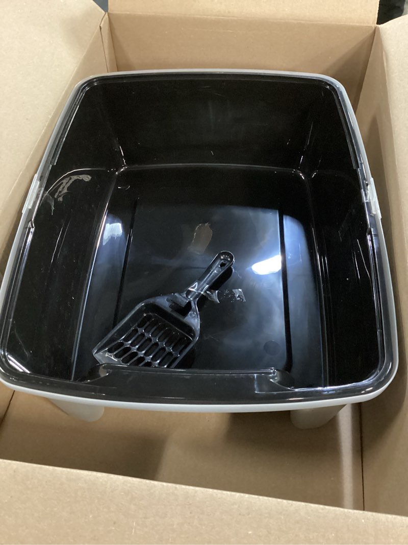 Condition photo showing Good Condition for iris usa large cat litter box with scatter shield and scoop, open top high sided cat litter pan, black