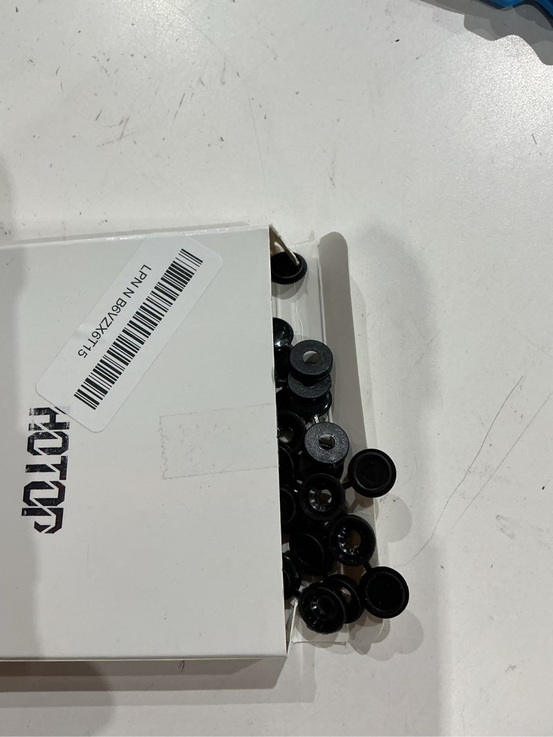 Condition photo showing Good Condition for hotop 100 pieces hinged screw cover caps plastic shutter fold screw snap covers washer flip tops(small,black) black small