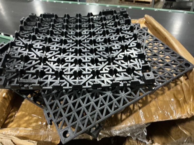 Condition photo showing Good Condition for vevor interlocking tile 55pcs black, drainage tiles 12" x 12" splicing, soft pvc interlocking drainage floor tiles, non-slip drainage holes for restroom, bathroom, kitchen, pool, wet areas | for restroom bathroom kitchen swimming pools wet areas, 0.6-inch pin height, upgraded pvc material, waterproof, easy to clean black 12"l x 12"w x 0.6"th 55