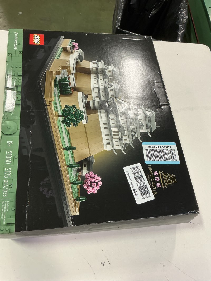 Condition photo showing New/Like New for LEGO Architecture Landmarks Collection: Himeji Castle 21060 Building Set, Build & Display this Collectible Model for Adults, Fun Gift for Lovers of Japan, Famous Japanese Buildings, History and Travel