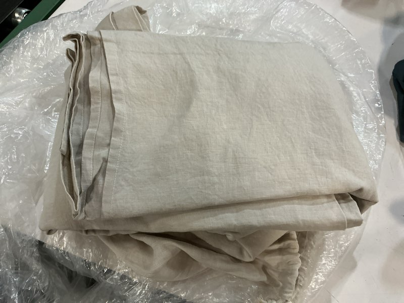 Condition photo showing Good Condition for quince european linen sheet set queen solid natural chambray