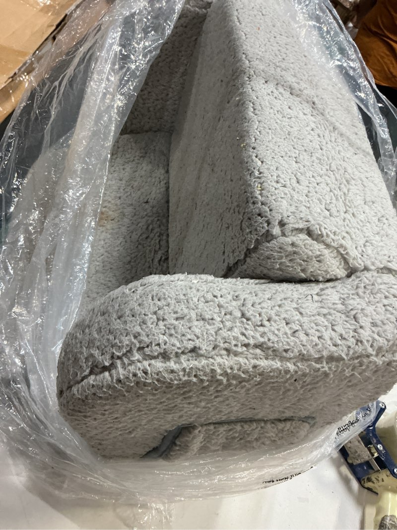 https://lotting-media.assets.bidfta.com/lotting_ba0703d2-9459-4003-bb7c-0347a30f5629