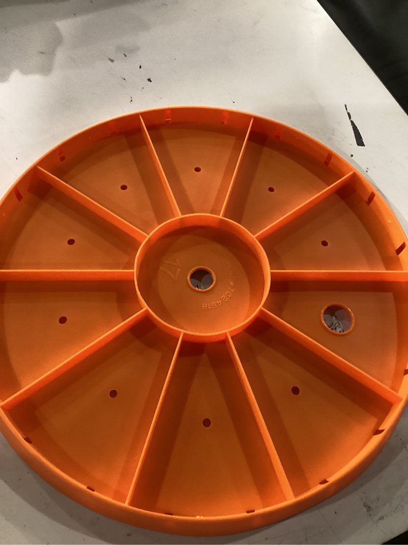 Condition photo showing Good Condition for bloem, t6327, ups-a-daisy round planter insert, planters, 17", orange