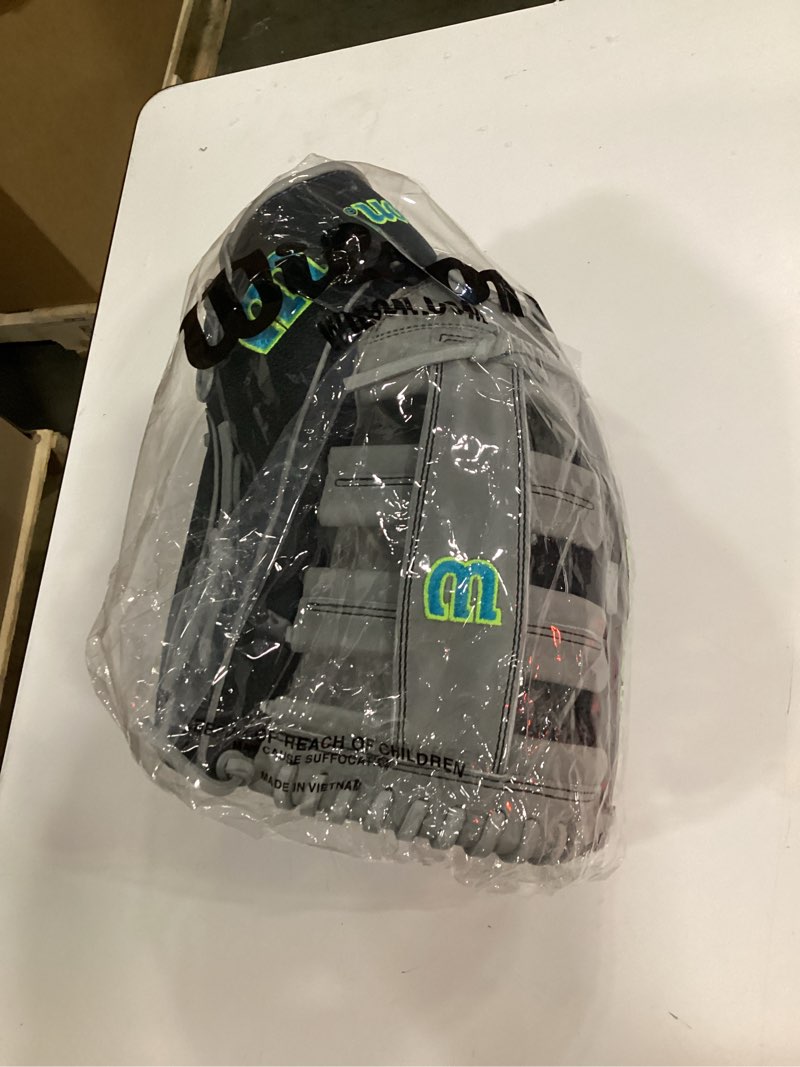 Condition photo showing Good Condition for wilson 2024 a2000 slowpitch softball gloves right hand throw black/grey/teal 13"