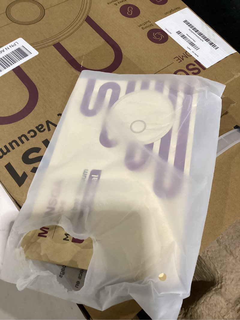 Condition photo showing Good Condition for monsga home robot vacuum