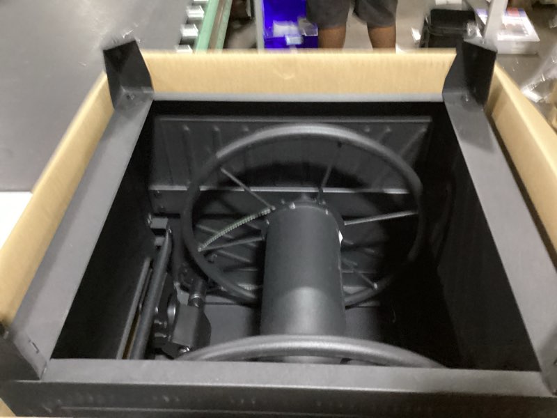 Condition photo showing New/Like New for style selections hose box steel 100-ft container hose reel