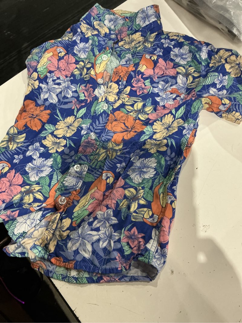 Condition photo showing Good Condition for tommy bahama big boys classic woven button-down shirt - blue floral, 8