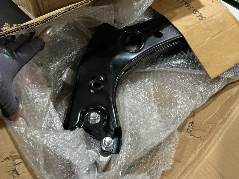 Condition photo showing Good Condition for tucarest k641288 k641289 (pair) front lower control arm and ball joint assembly compatible with 11-16 sc-ion tc,08-15 xb /16-20 to-yota mirai,12-18 prius v [#480680f030 480690f030] 2pcs (12-18 prius v)