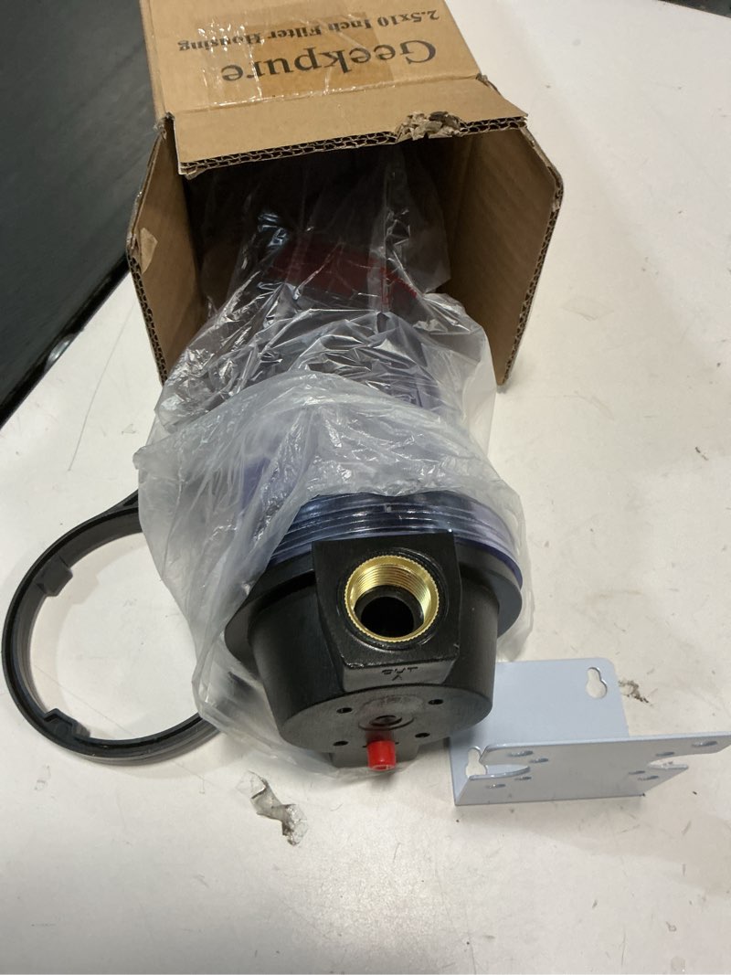 Condition photo showing Good Condition for geekpure 10-inch whole house slim water filter housing with pressure relief valve - 3/4" npt brass port-fit for 2.5" x 10" filters-clear (1)