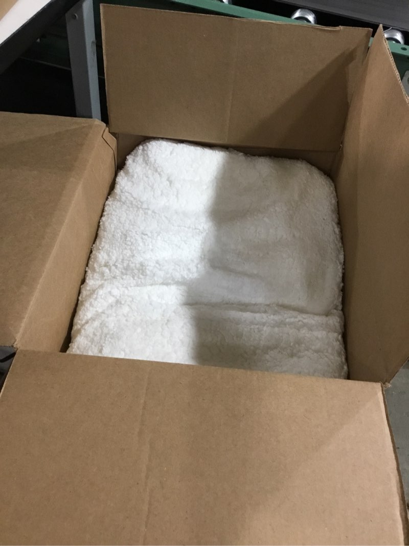 Condition photo showing Good Condition for Bedsure GentleSoft Sherpa Fleece Blankets King Size for Bed - Thick and Warm Throw for Women and Men, Soft Fuzzy Plush King Blanket for Winter, White, 108x90 Inches King (108" x 90") 06 - White