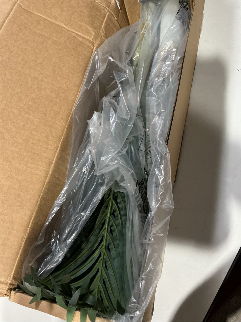 https://lotting-media.assets.bidfta.com/lotting_ba2a091b-4994-4d72-9810-b29ca3a4c30e