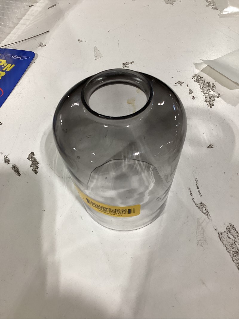 Condition photo showing Good Condition for glass vase