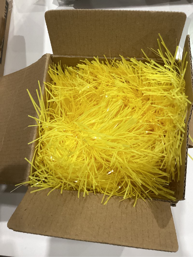 Condition photo showing Good Condition for 25 Feet Christmas Tinsel Garland, Metallic Twist Garland Wall Hanging Tinsel Garland Backdrop for Parade Floats, Carnival, Birthday, Wedding, New Year Party Decorations (Macaron Yellow, 4in x 25ft)