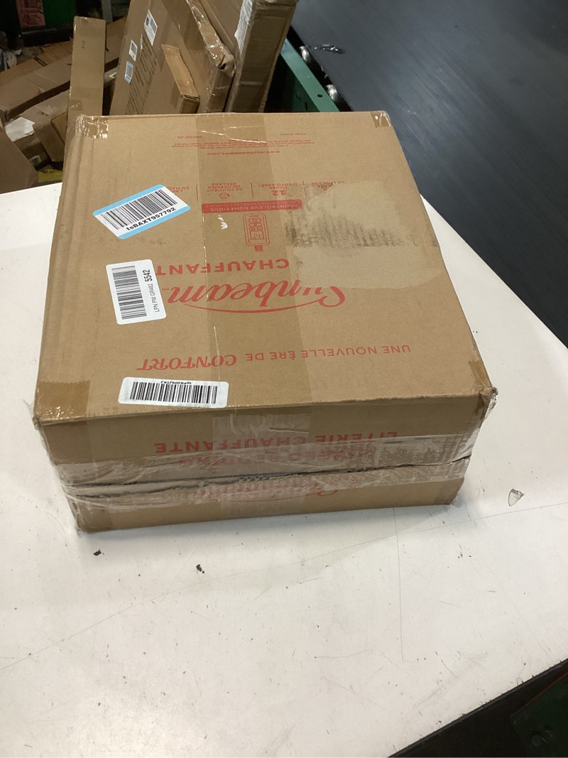 Condition photo showing New/Like New for sunbeam electric restful quilted heated mattress pad king 80" x 76" 12 heat settings 12-hour auto shut-off extra-cozy fabric deep pocket fit machine washable white quilted vertical king