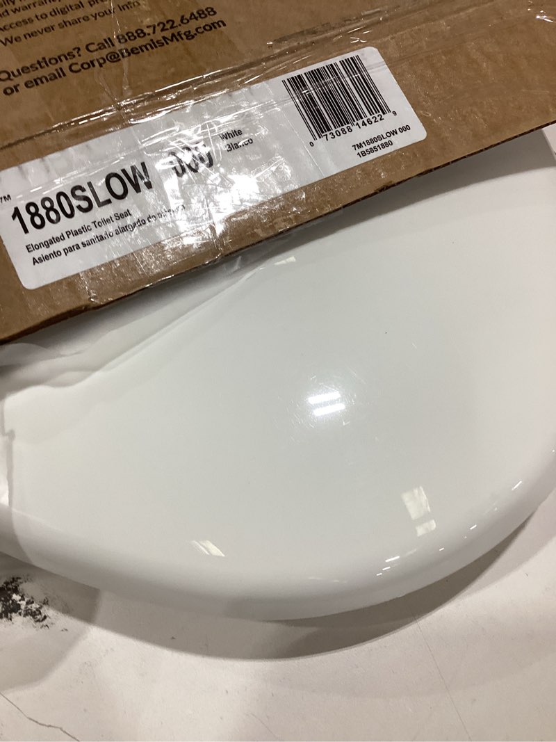 Condition photo showing Good Condition for Mayfair Caswell Modern Slow Close Toilet Seat, Durable Plastic, Elongated, White Elongated 1 Seat