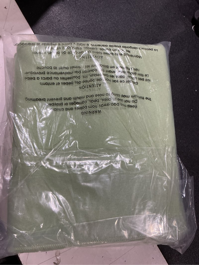 Condition photo showing Good Condition for ultimate textile cloth napkins bulk set 17x17in polyester washable square dinner napkins for wedding party events machine washable stain resistant - sage, 17" x 17" (set of 24) 17" x 17" (set of 24) sage