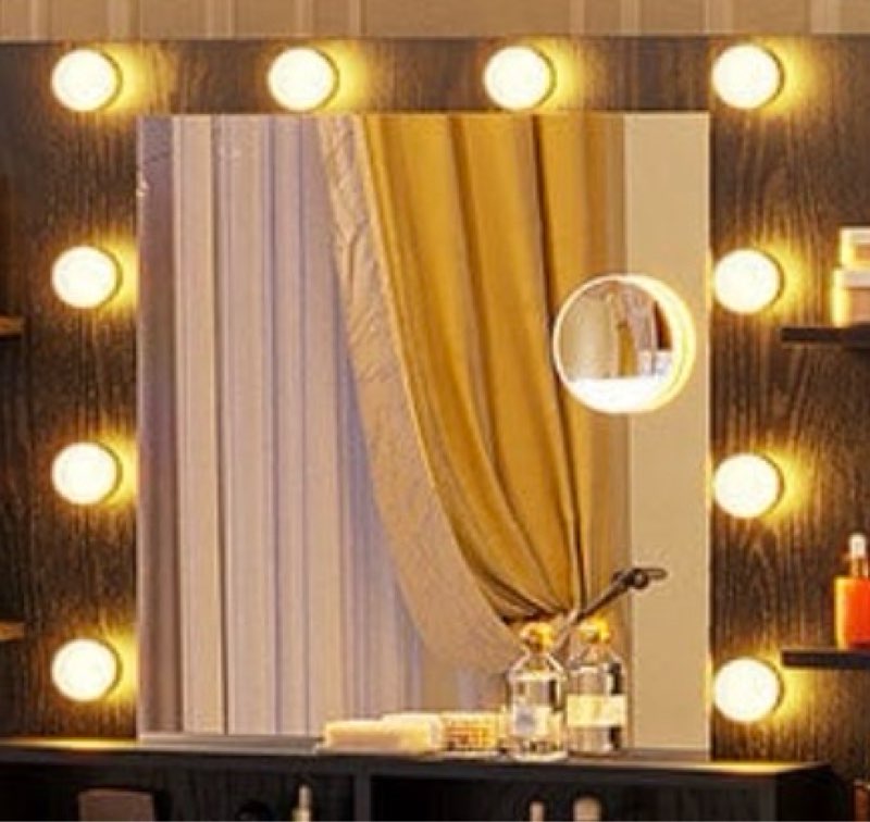 Makeup Vanity With Mirror (incomplete)