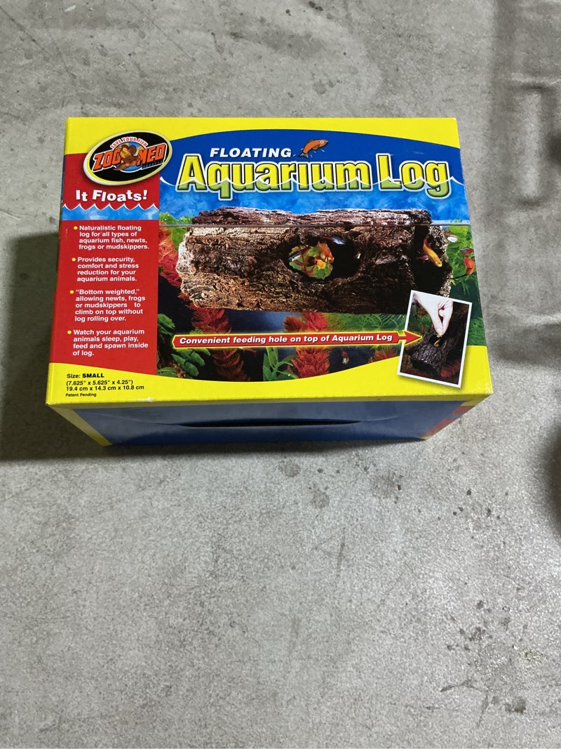 Condition photo showing New/Like New for Zoo Med Floating Aquarium Log Brown Small - PDS-097612240108