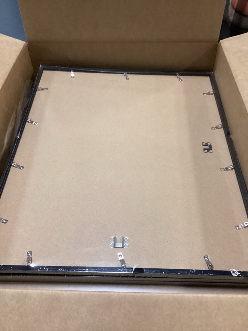 Condition photo showing Good Condition for 6 Sets 20x24 Picture Frame, Frames for 20 x 24 Canvas Collage Photo Poster Certificate Wall Gallery, High Transparent Horizontal Vertical Black 20 by 24 Inches Black 20x24