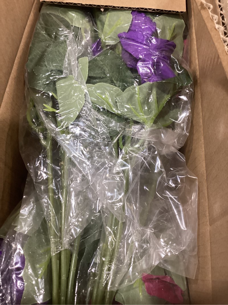 Condition photo showing New/Like New for artificial flowers for outdoors