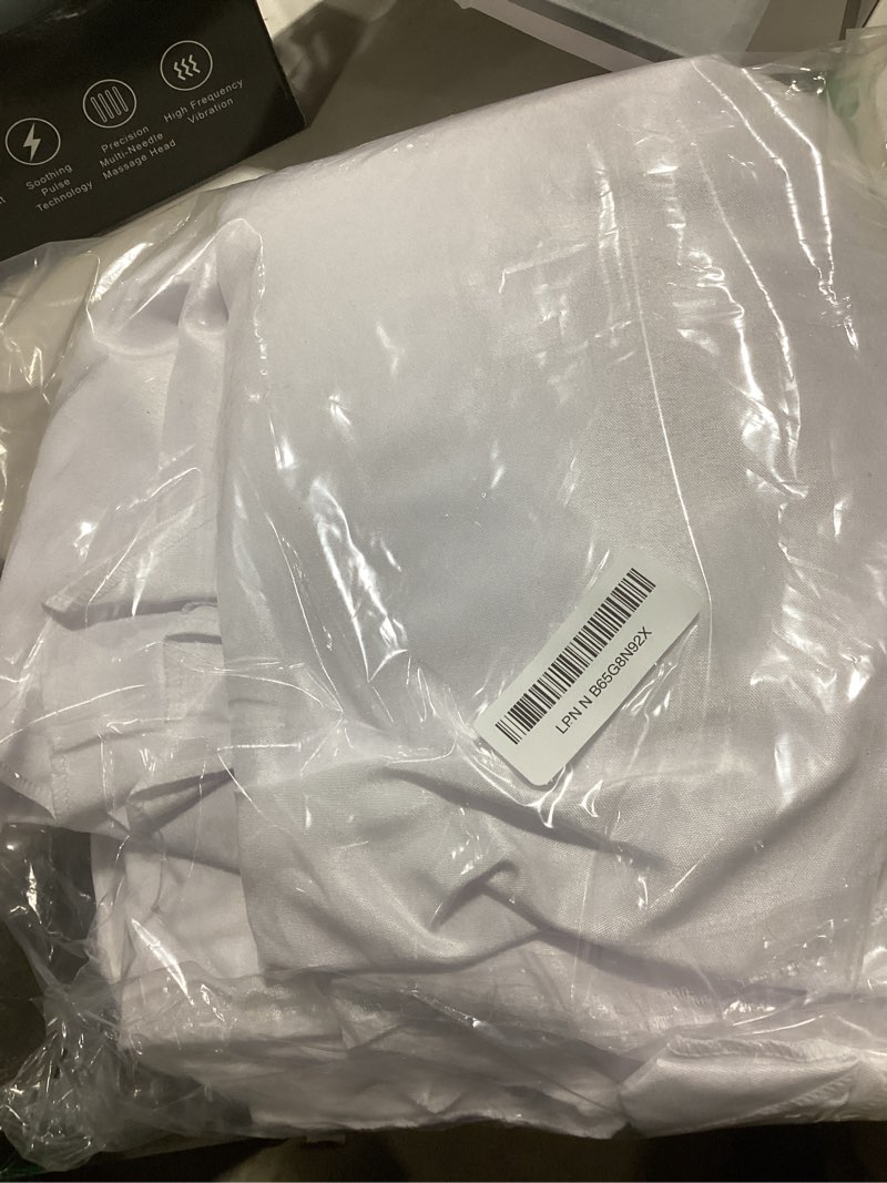 Condition photo showing Good Condition for surmente white rectangle tablecloth 90 x 132-inch rectangular polyester table cloth for weddings, banquets, or restaurants 132" x 90" (rectangular) white