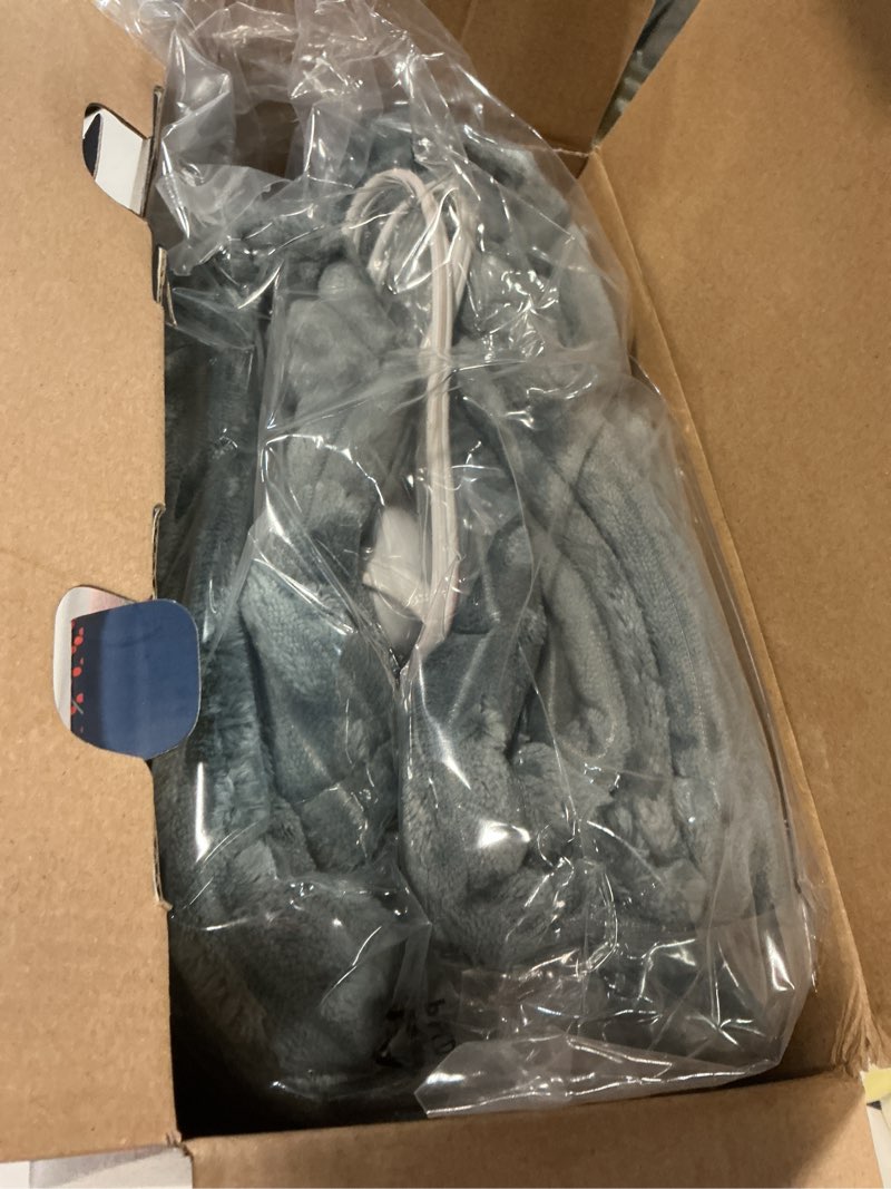 Condition photo showing Good Condition for Bedsure GentleSoft Heated Blanket Electric Throw - Soft Ribbed Flannel Electric Blanket, Heating with 4 Time Settings, 6 Heat Levels, 3 hrs Timer Auto Shut Off, Gifts for Grandma (50x60 inches, Grey) 01 - Grey Throw