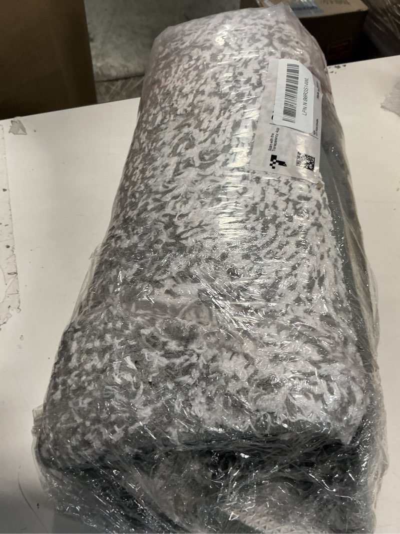 Condition photo showing Good Condition for OLANLY Bathroom Rugs Mat 36x24, Extra Soft Absorbent Microfiber Bath Rugs, Rubber Backing, Quick Dry, Machine Washable Bath Mats for Bathroom Floor, Tub and Shower, Home Decor Accessories, Grey 36" x 24" Grey