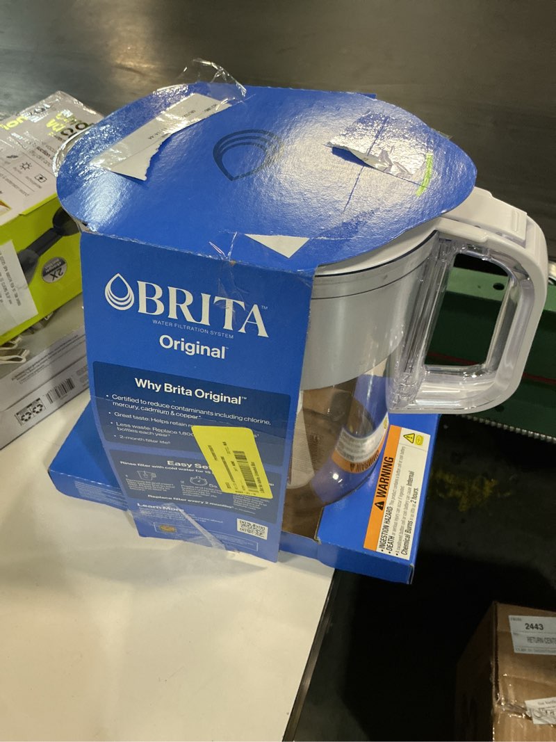 Condition photo showing Good Condition for brita 10-cup water filter pitcher with standard filter