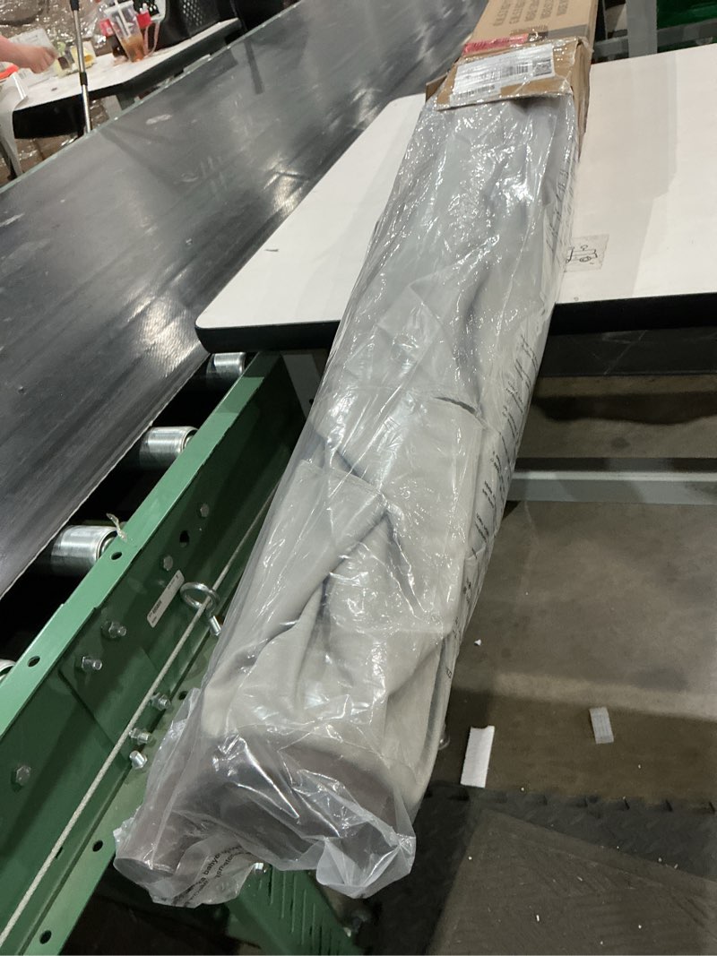 Condition photo showing Good Condition for patio kingdom rectangular   patio   umbrella